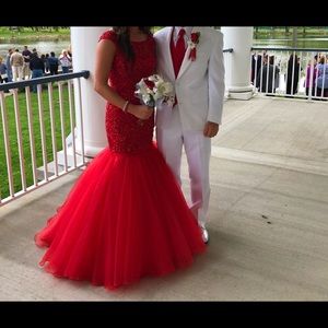 -Sherri Hill Prom Dress